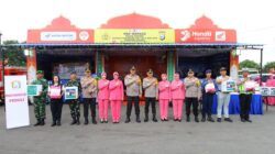 Kapolda Sulsel dan Ketua Bhayangkari Tinjau Pos Pengamanan, Pastikan Operasi Ketupat 2026 Berjalan Optimal di Makassar